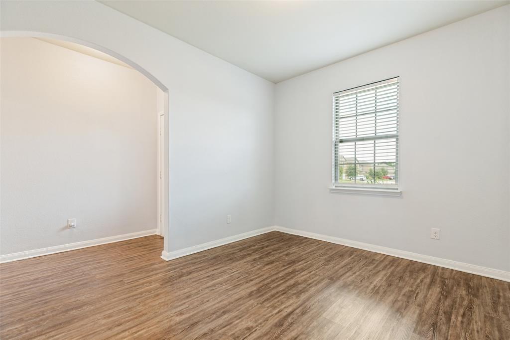 300 Ryan Street Property Photo 3