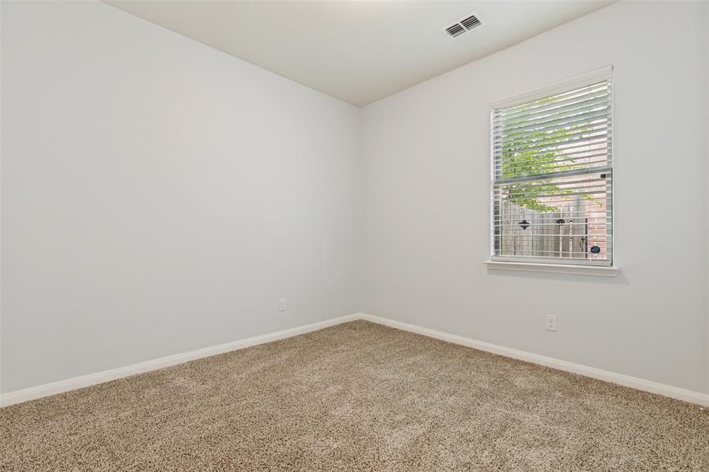 300 Ryan Street Property Photo 10