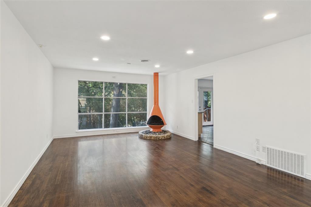 8059 Claremont Drive Property Photo 4