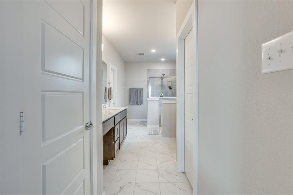 5577 Summit Creek Road Property Photo 17