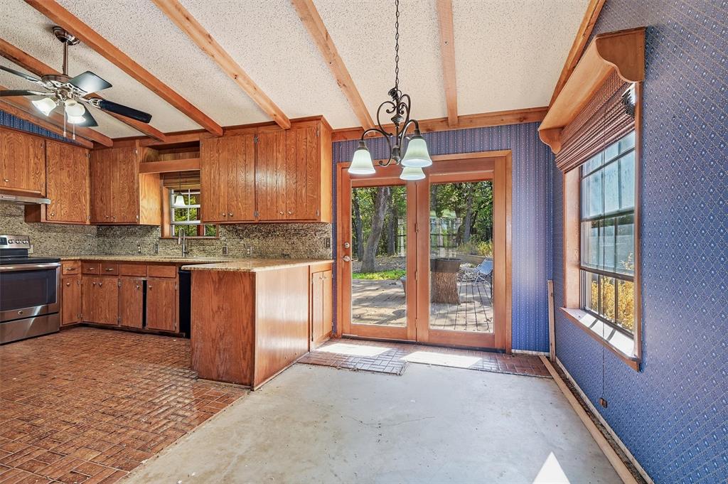 1471 County Road 219 Property Photo 9
