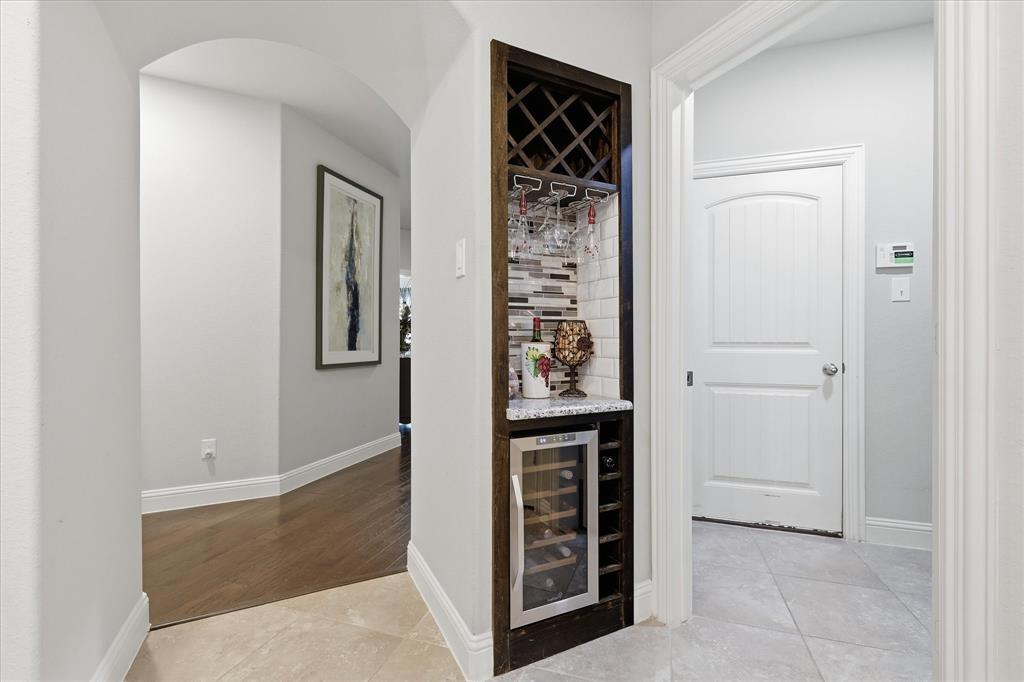 4009 Wavertree Road Property Photo 4