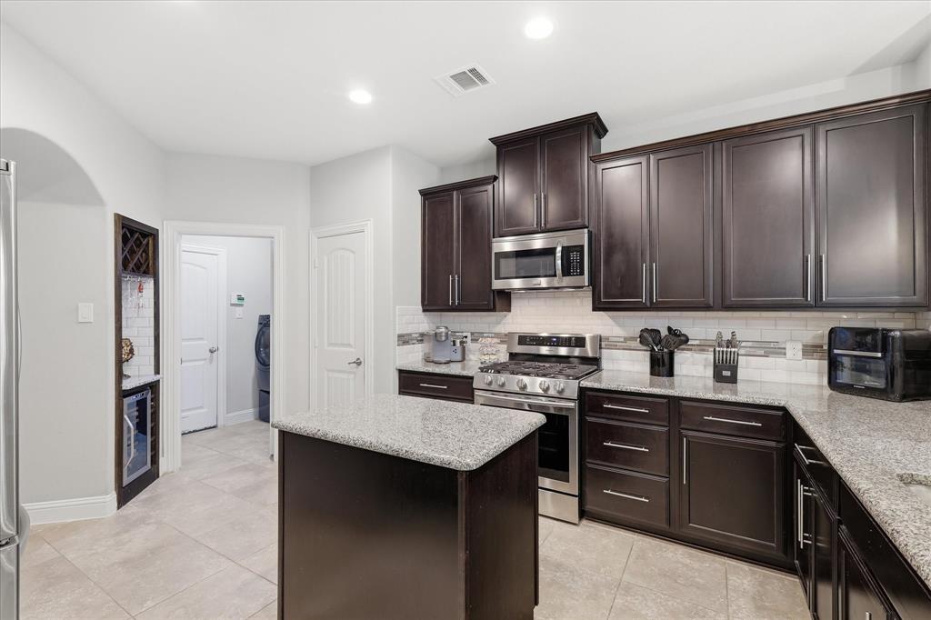 4009 Wavertree Road Property Photo 23