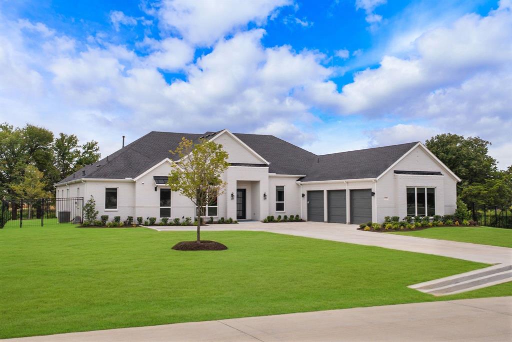 1733 Aspen Crossing Property Photo 1