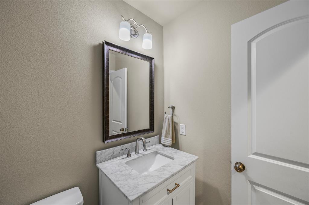 4161 Broadway Avenue Property Photo 14