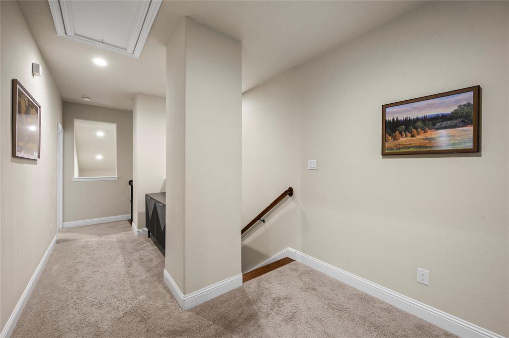 4161 Broadway Avenue Property Photo 16