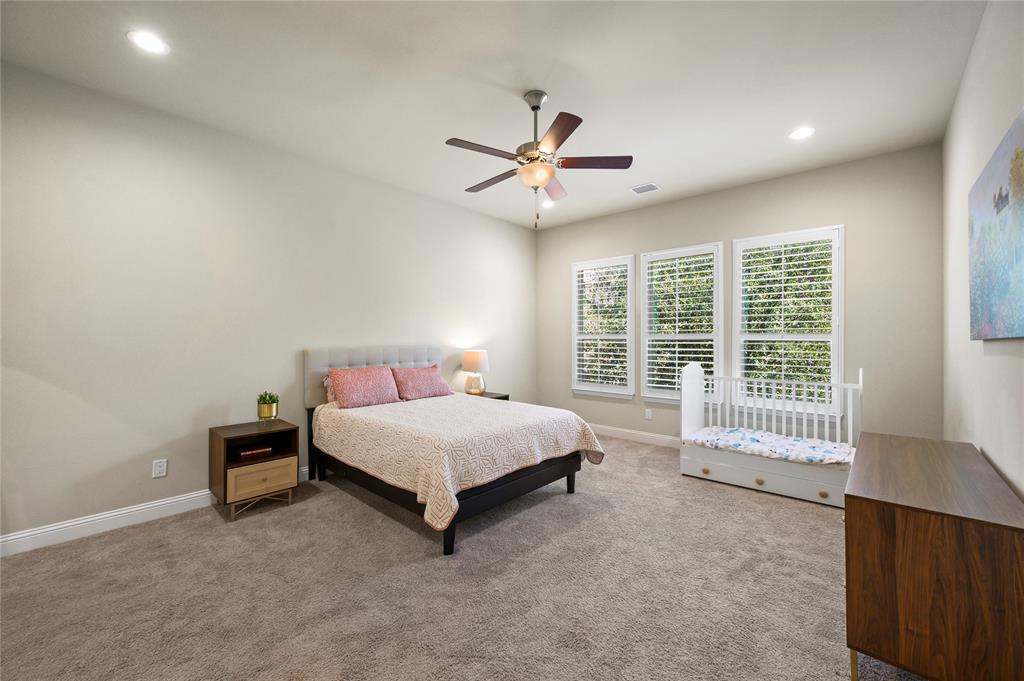 4161 Broadway Avenue Property Photo 17