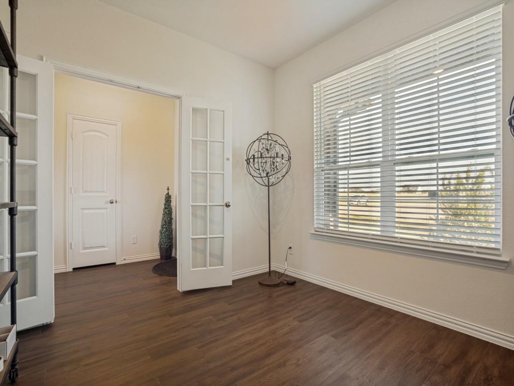 145 Prairie Meadows Court Property Photo 6