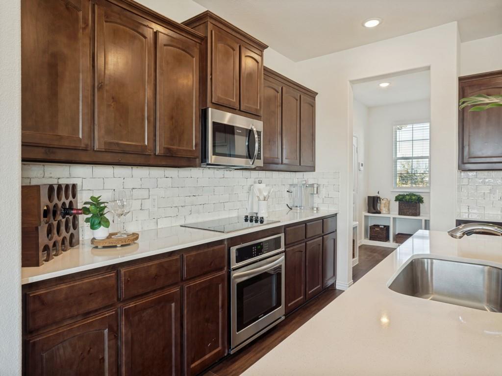 145 Prairie Meadows Court Property Photo 12