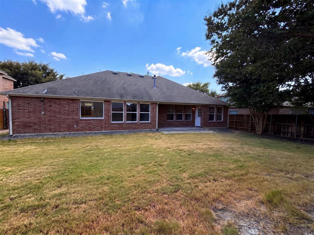 1009 Spinnaker Drive Property Photo 5