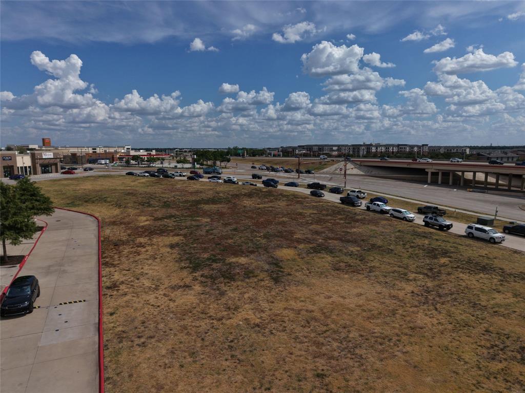 6600 N President George Bush Highway Property Photo 5