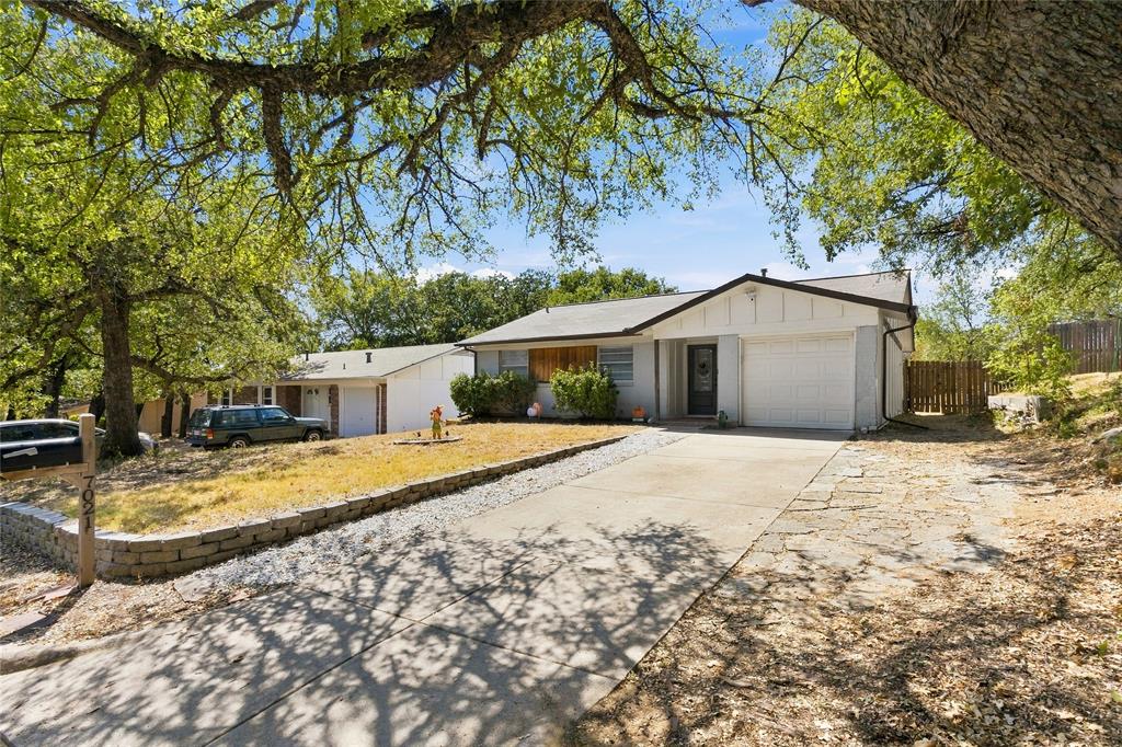 7021 Payte Lane Property Photo 4