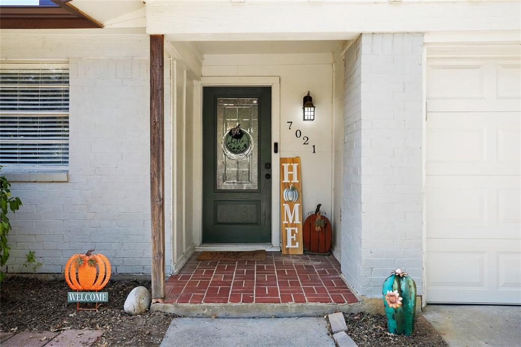 7021 Payte Lane Property Photo 7