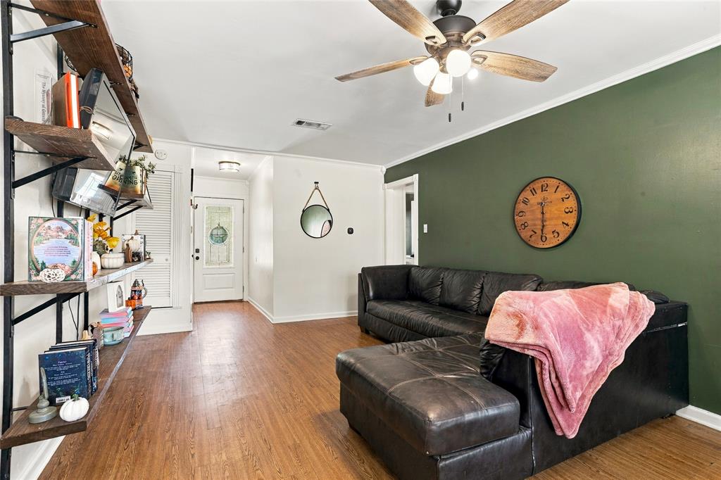 7021 Payte Lane Property Photo 11