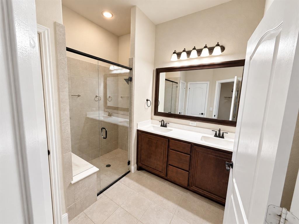 469 Brushwood Lane Property Photo 5