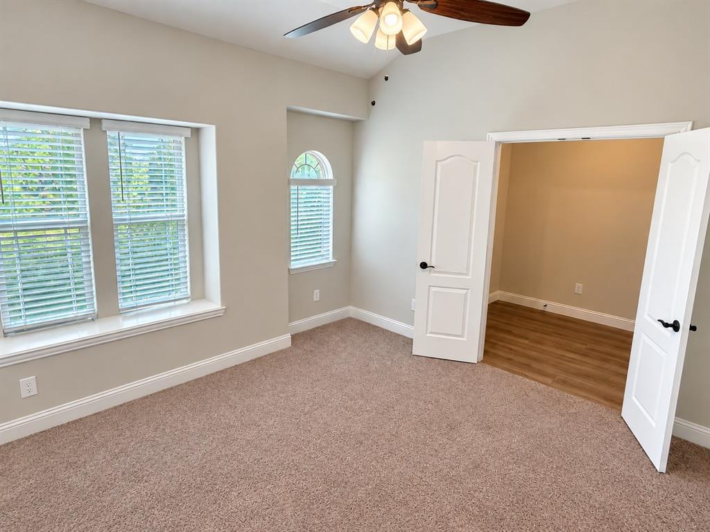 469 Brushwood Lane Property Photo 20