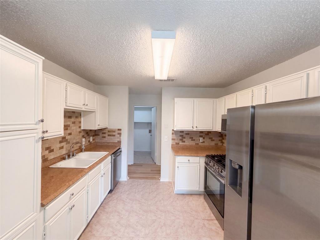 713 Buddy L Drive Property Photo 2