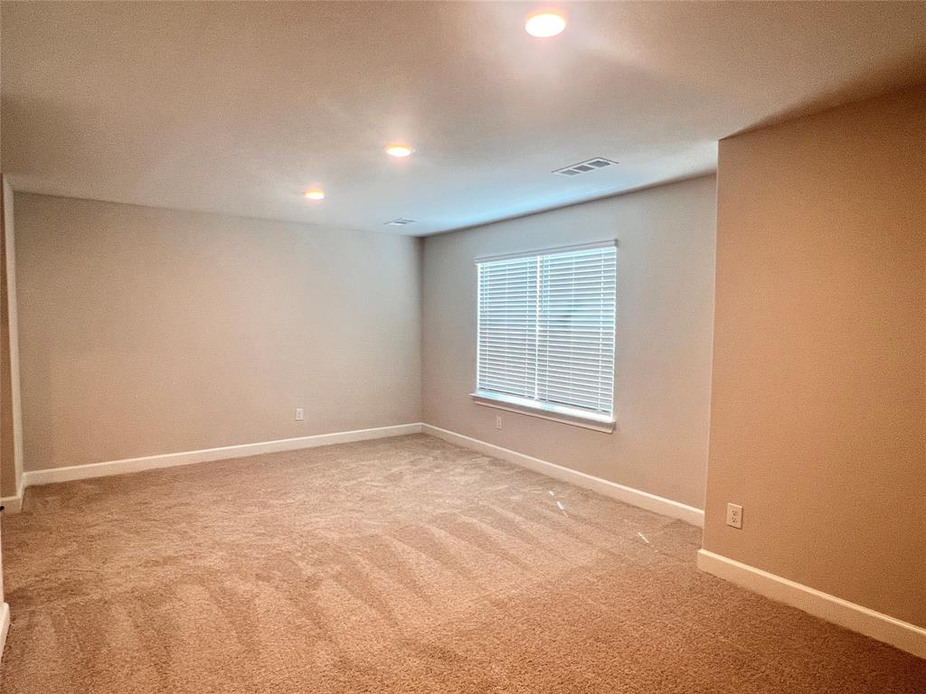 1216 Princeton Heights Property Photo 10