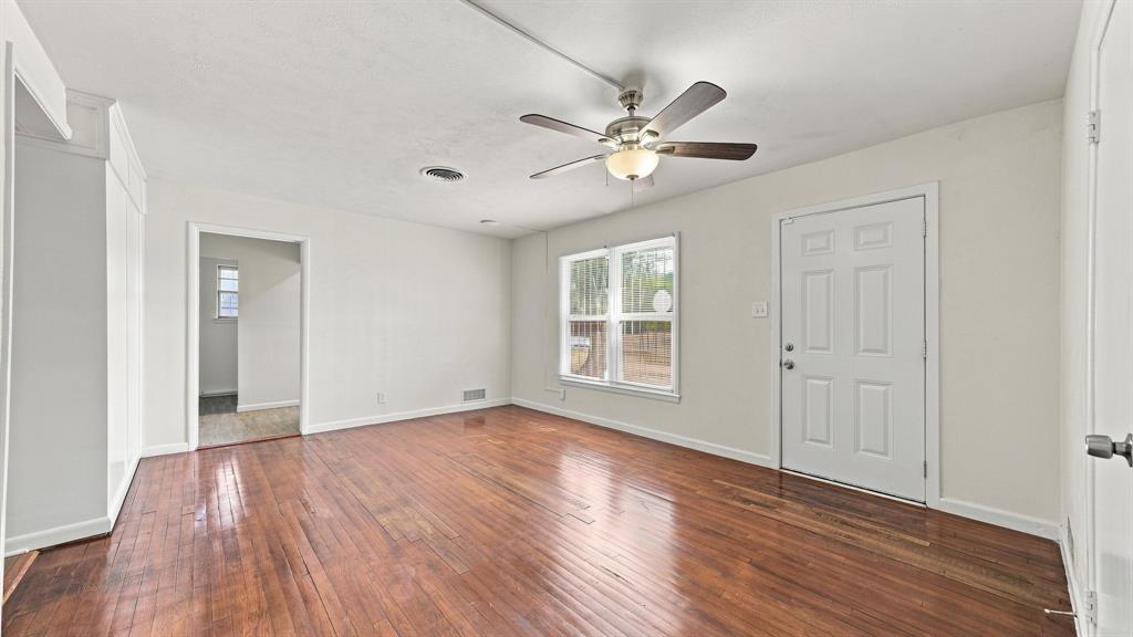 3008 Miller Avenue Property Photo 7