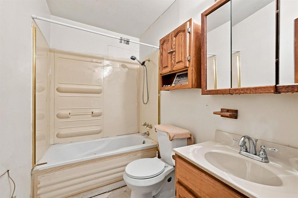 2626 Dripping Springs Road Property Photo 26