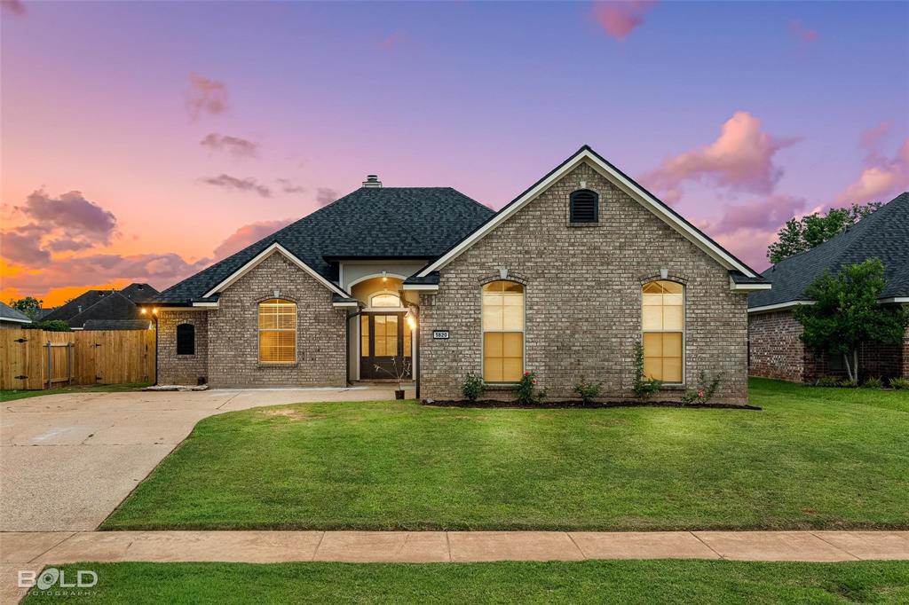 5820 Bluebonnett Drive Property Photo 1