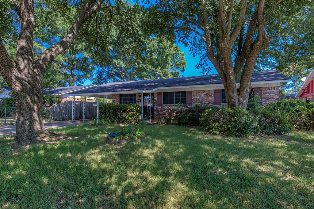 3510 Valley View Drive Property Photo 1