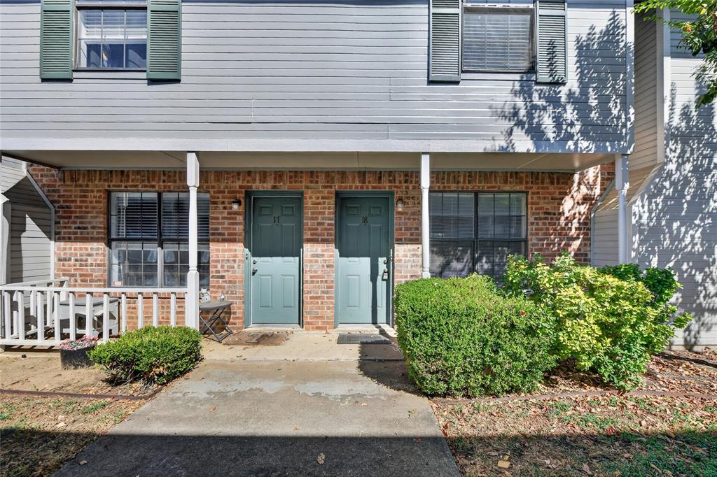 929 Hickory Street 18 Property Photo 5