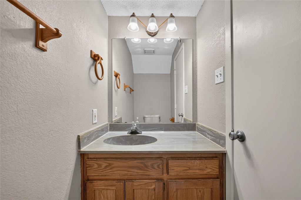 929 Hickory Street 18 Property Photo 20