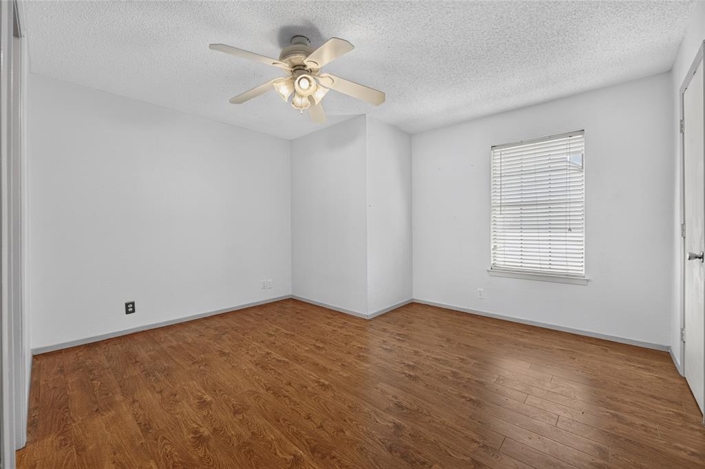 929 Hickory Street 18 Property Photo 24