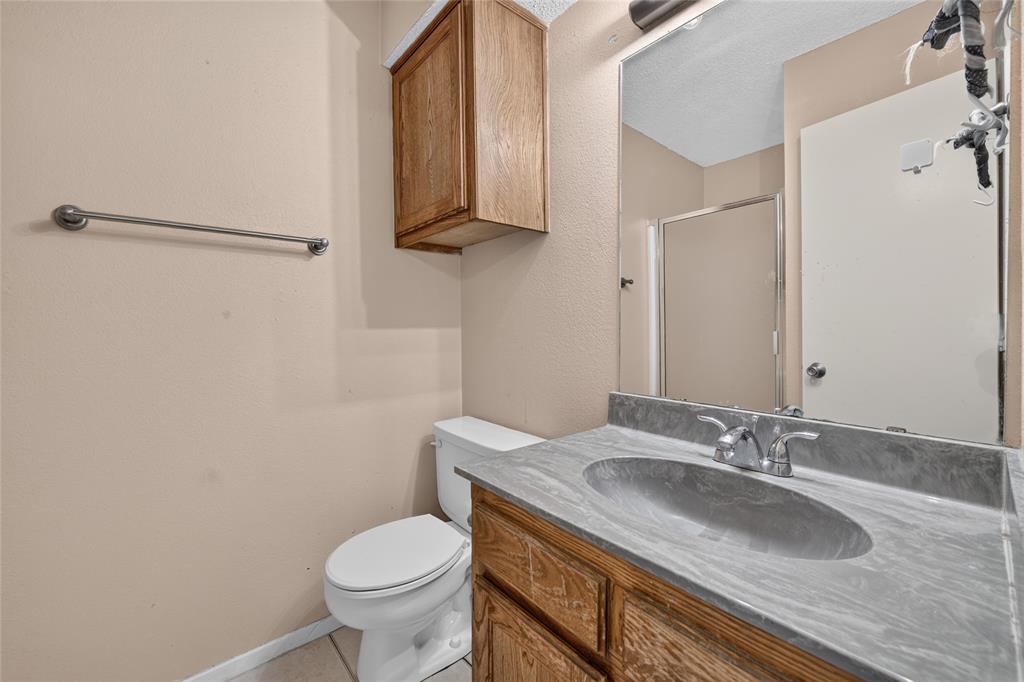 929 Hickory Street 18 Property Photo 34