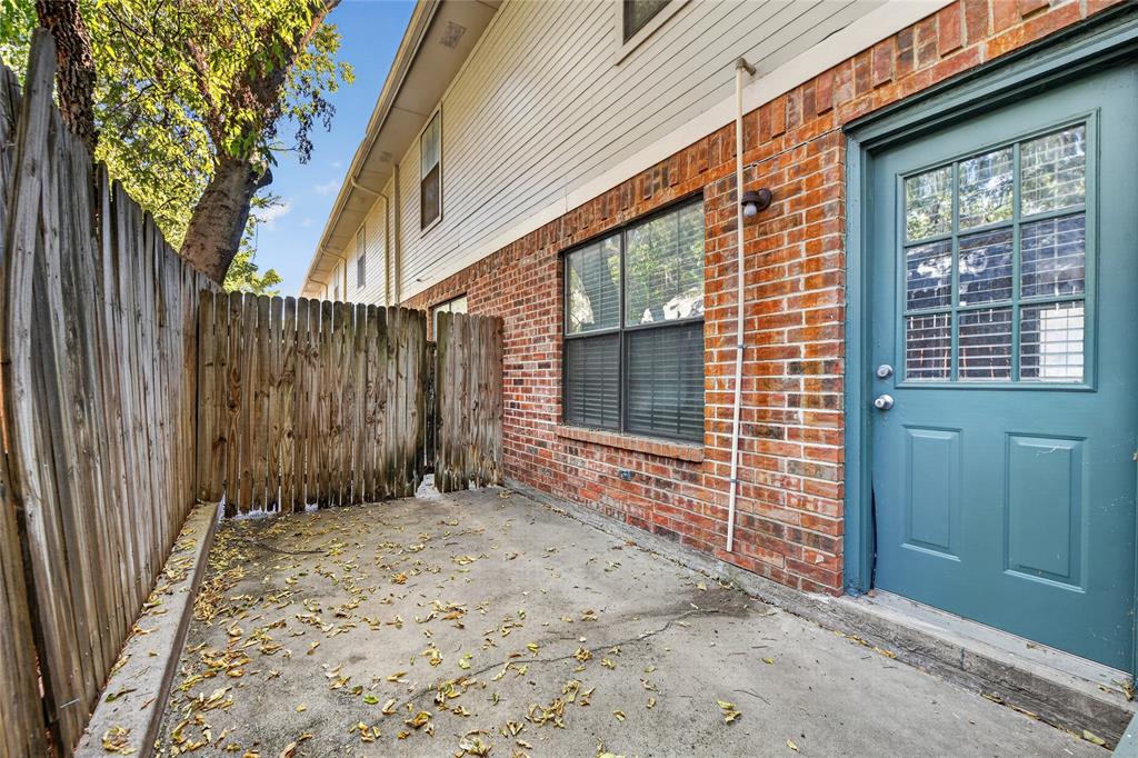 929 Hickory Street 18 Property Photo 38