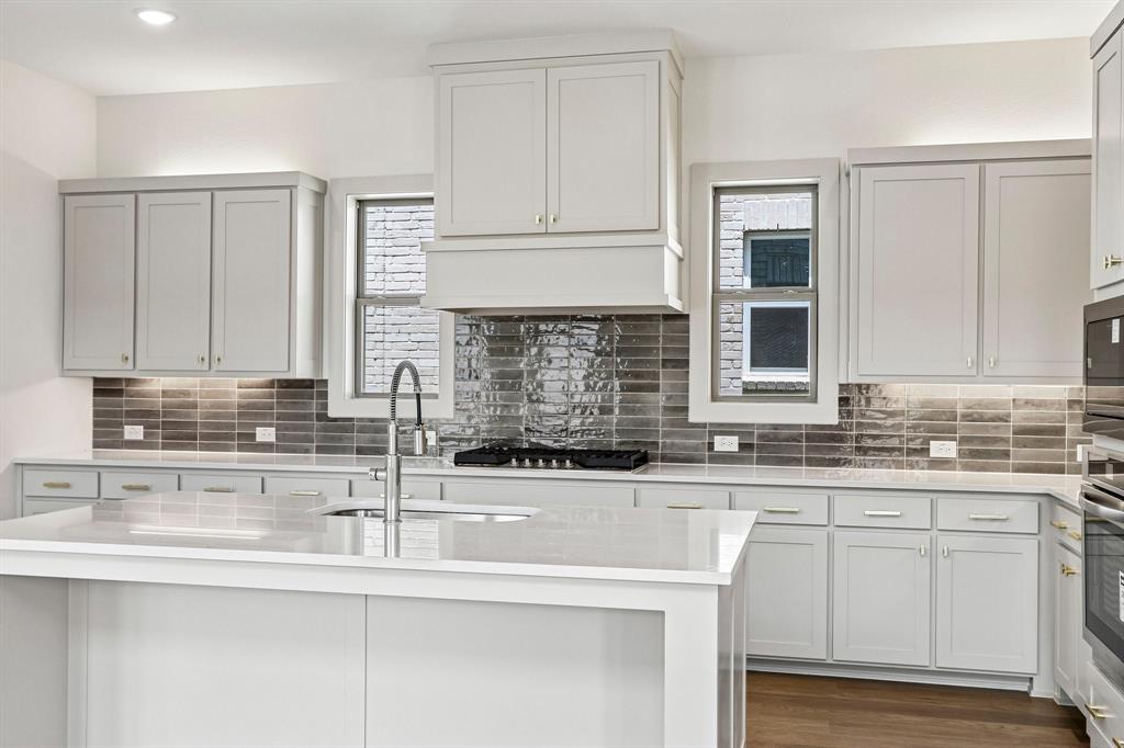 1109 Wheatgrass Mews Property Photo 10