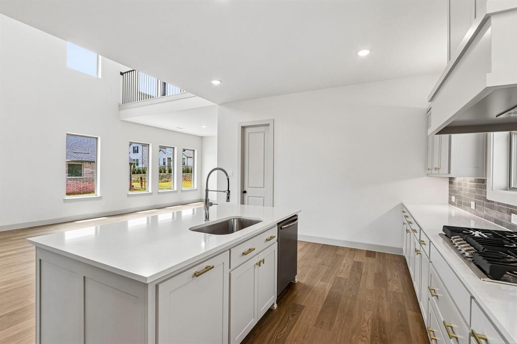 1109 Wheatgrass Mews Property Photo 11