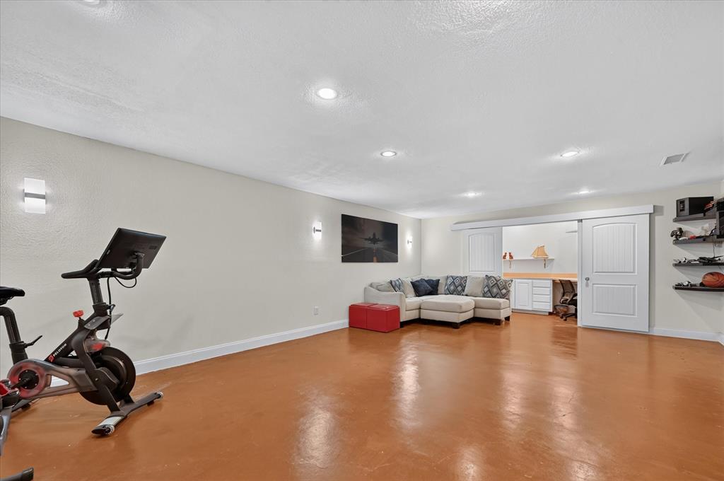 7624 Skylake Drive Property Photo 26