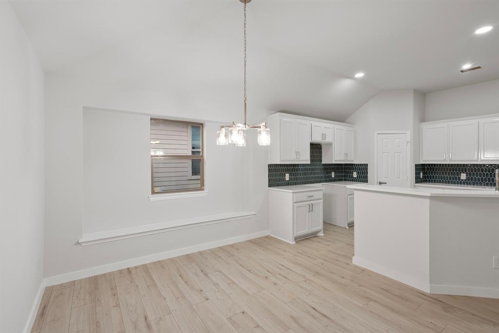 6641 Happy Trails Drive Property Photo 7