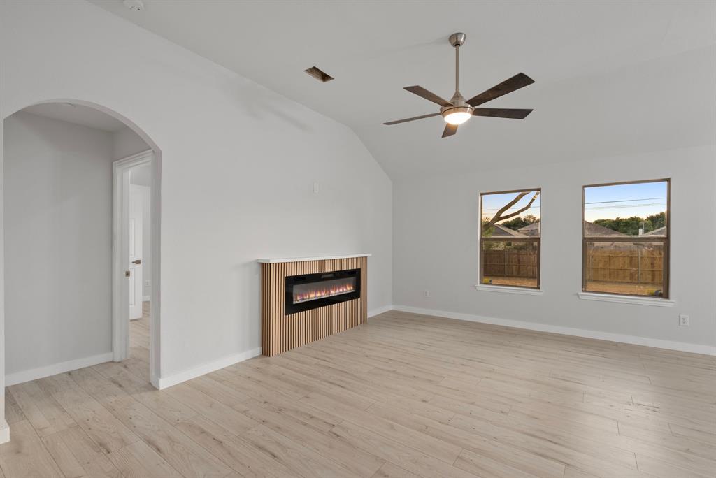 6641 Happy Trails Drive Property Photo 11