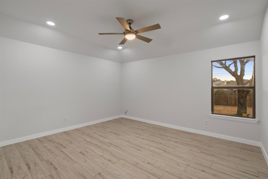 6641 Happy Trails Drive Property Photo 12
