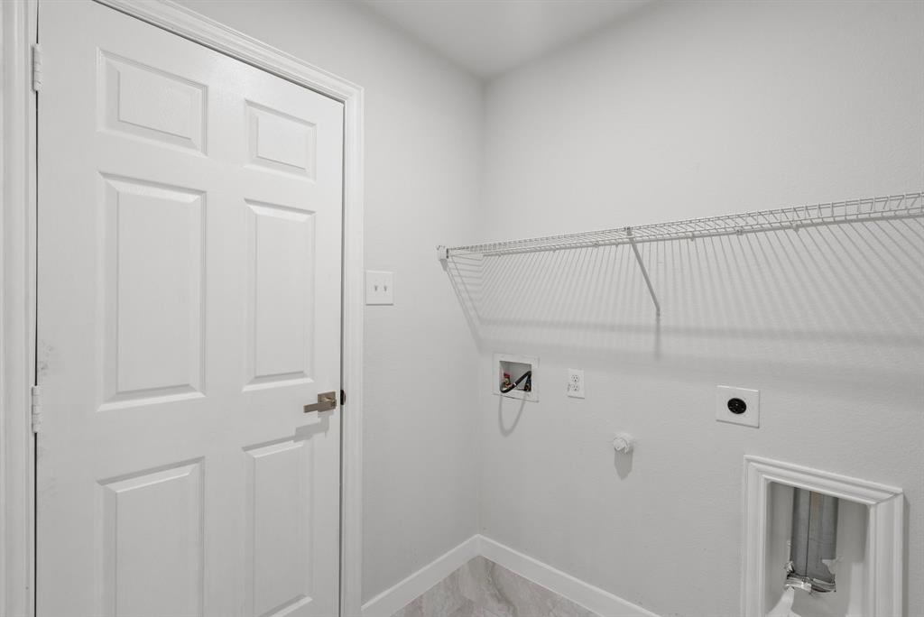 6641 Happy Trails Drive Property Photo 17
