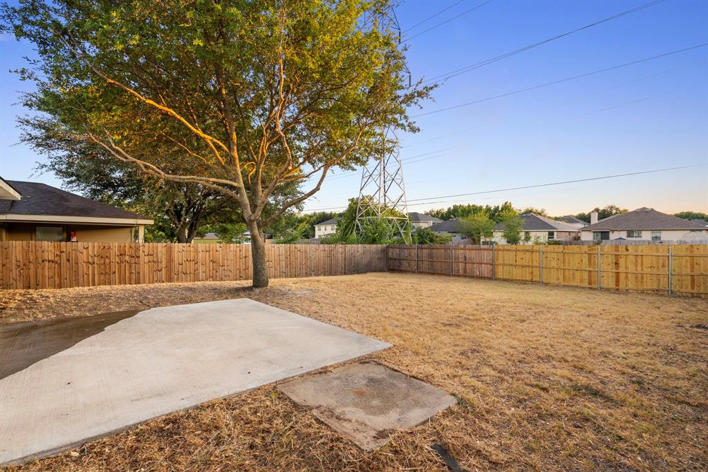 6641 Happy Trails Drive Property Photo 23