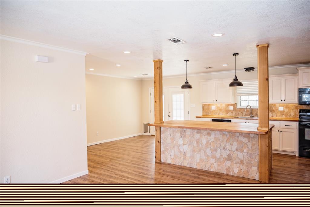 1102 Conner Property Photo 6