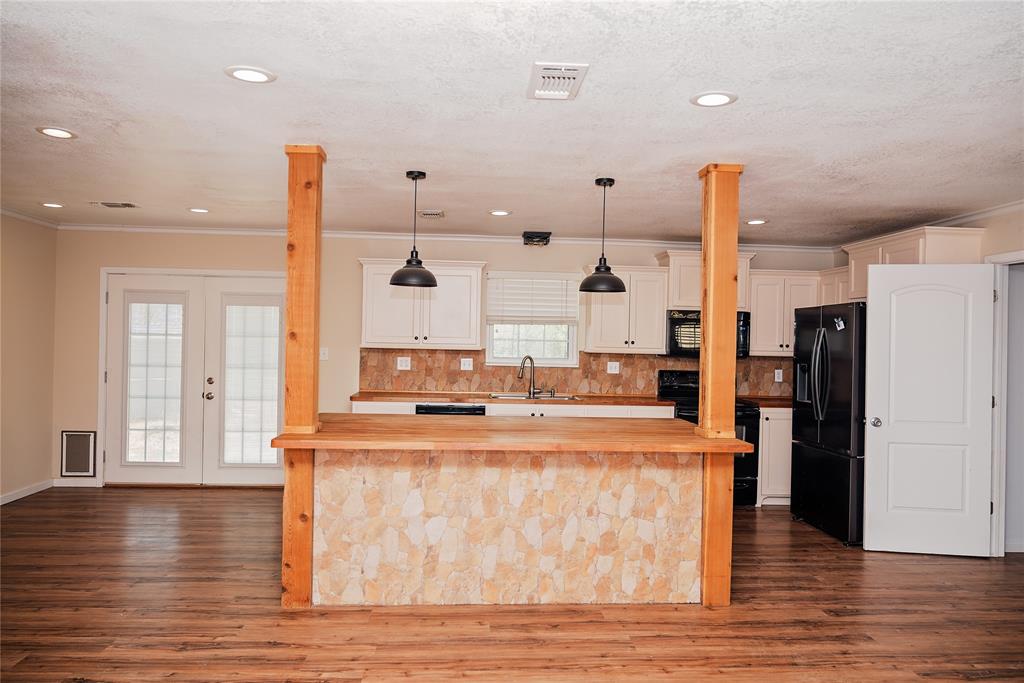 1102 Conner Property Photo 7
