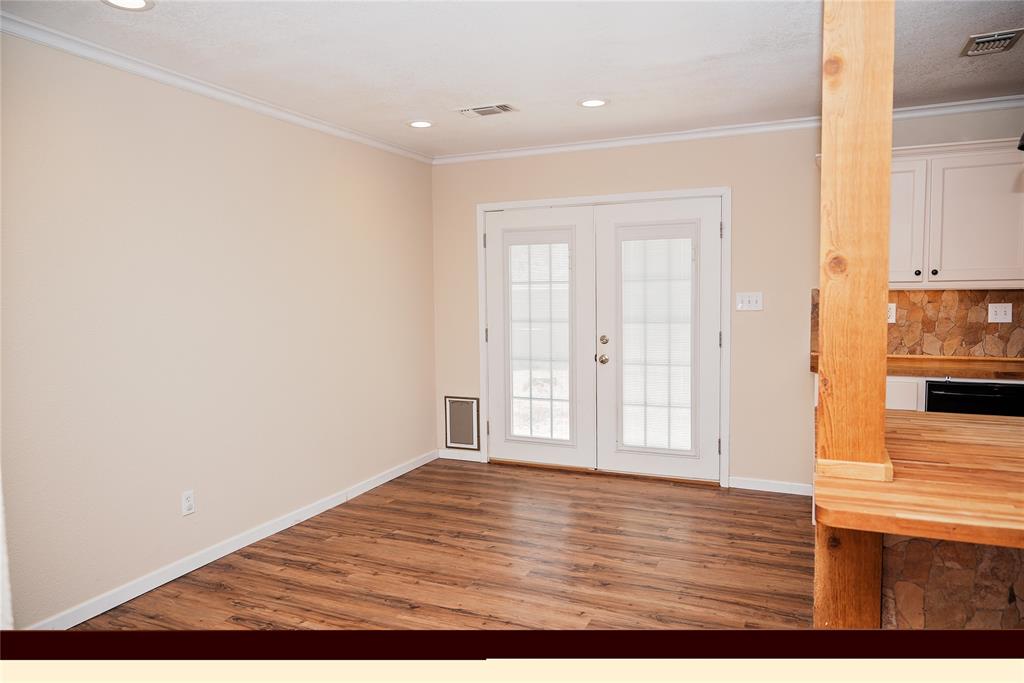 1102 Conner Property Photo 11