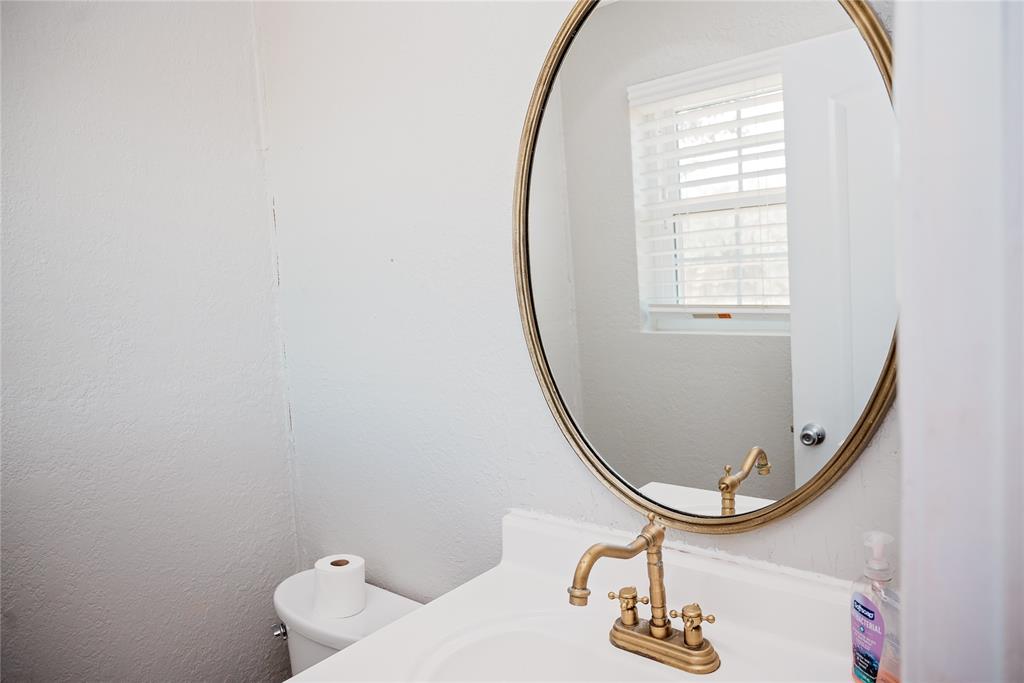 1102 Conner Property Photo 26