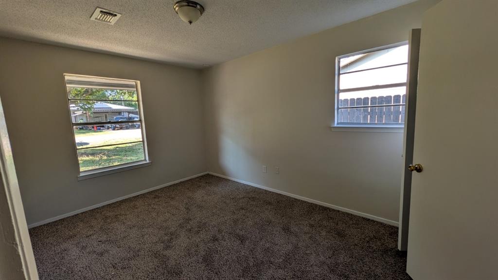 101 Pecan Street Property Photo 10