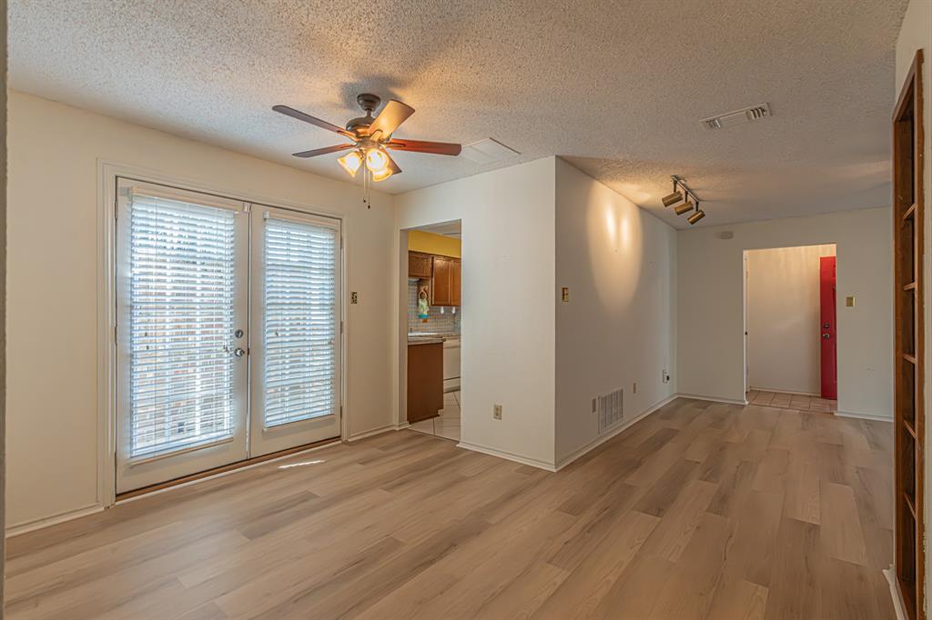 1724 Red Bud Lane Property Photo 12