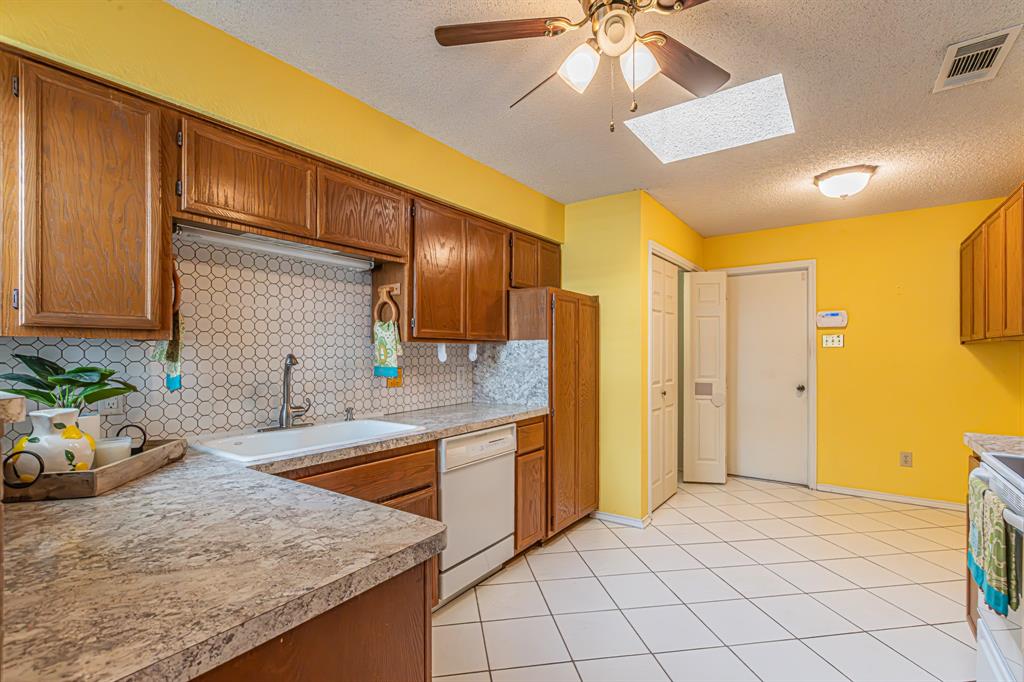 1724 Red Bud Lane Property Photo 13