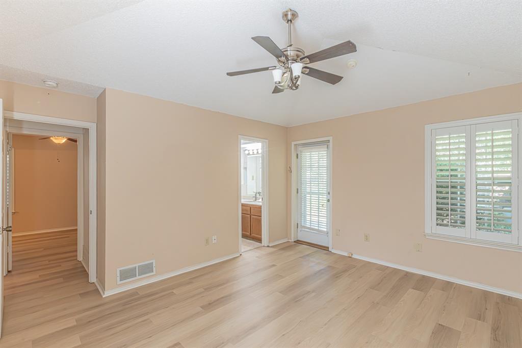 1724 Red Bud Lane Property Photo 22