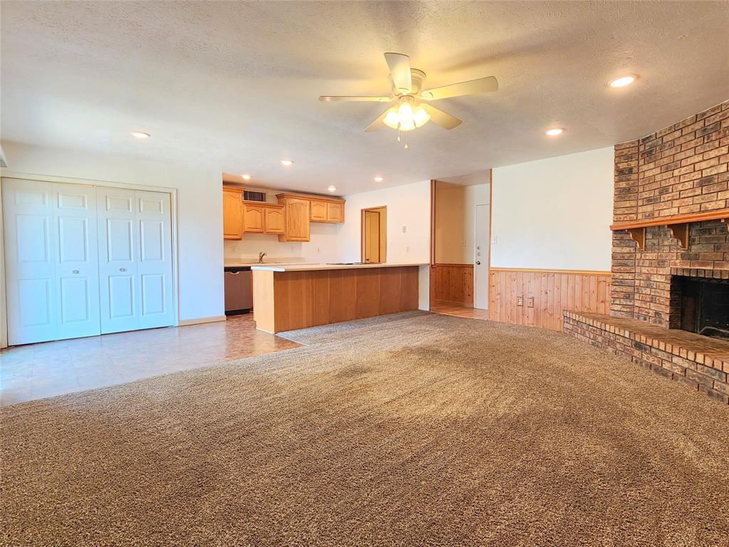 5400 Ragan Drive Property Photo 7