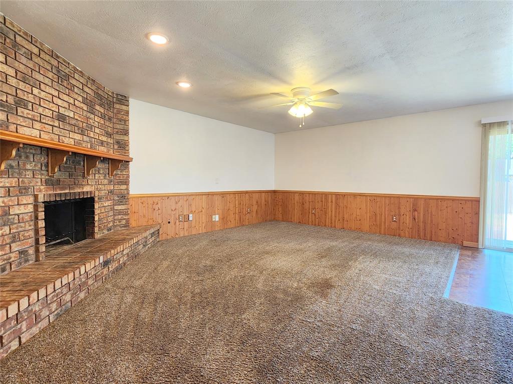 5400 Ragan Drive Property Photo 9