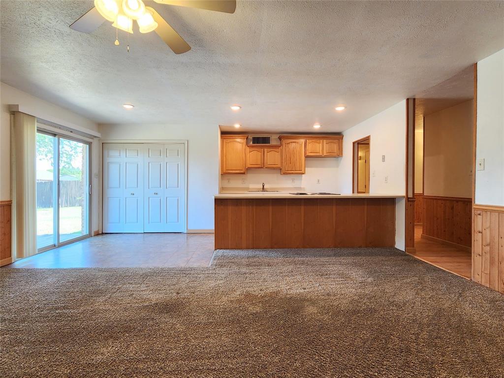 5400 Ragan Drive Property Photo 10